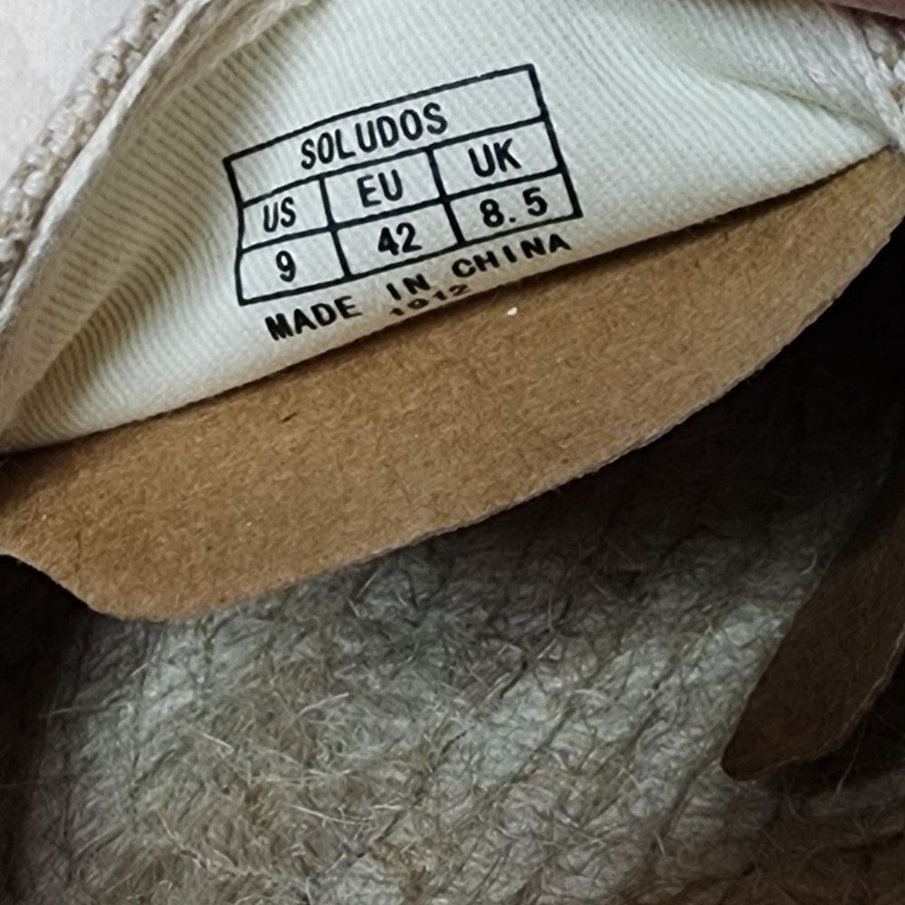 Soludos Women's Beer & Shot Smoking Slipper - Size 9 - Picture 3 of 3